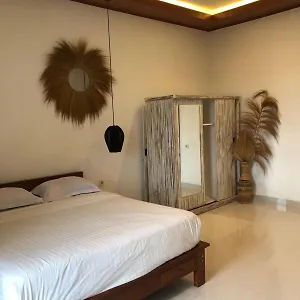 2* Pensión Kedongdong